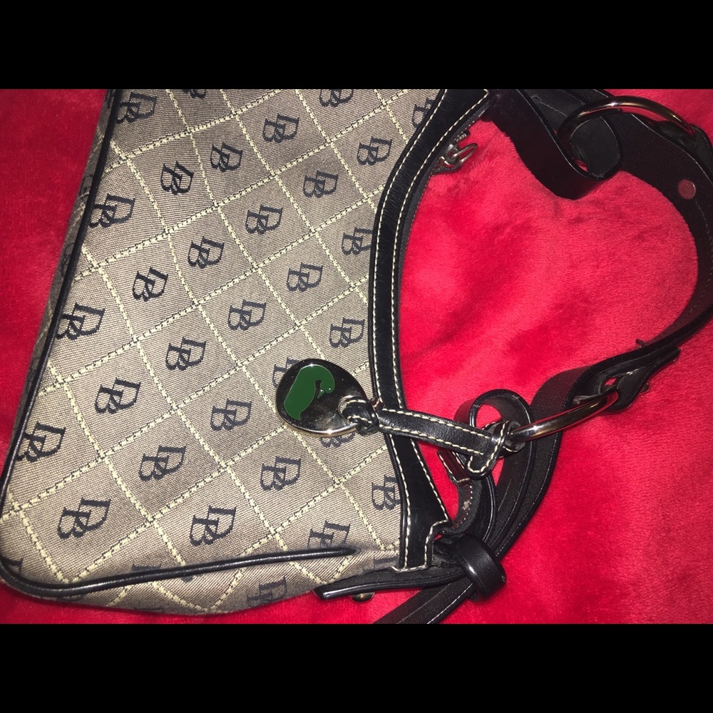 Dooney &Burke hand bag